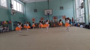 Танец курочек, НГ 2017, клуб "Арабеск"