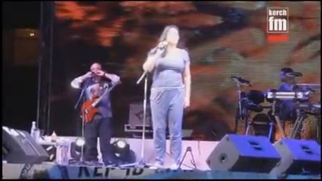 Откровенное выступление Лолиты в Крыму