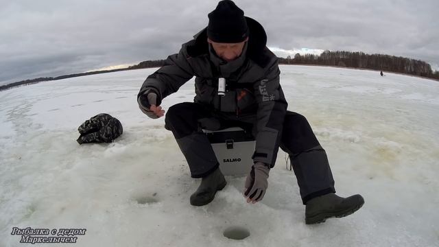 ЗАЦЕПИЛ РЫБКУ! Как поймать пассивную рыбу. Рыбалка 2022. смотреть онлайн