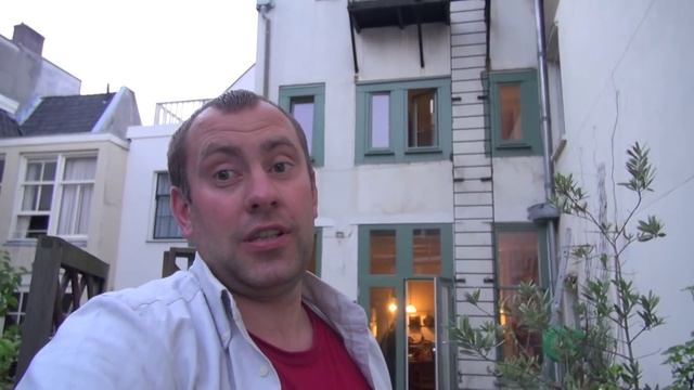 Сдаем обьект в Амстердаме  по русски brigada1.lv АМСТЕРДАМ. УЛИЦА КРАСНЫХ ФОНАРЕЙ