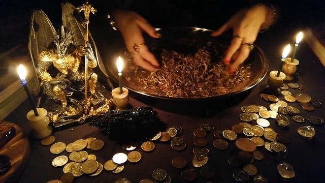 На страже Царь Драконов! Ведьмины мешочки на богатство!