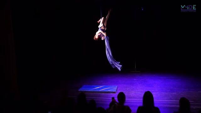 Алексеева Диана - "Погружение в мечты" воздушные полотна смотреть онлайн