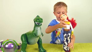 Видео для детей с игрушками из мультфильма История Игрушек. Toy Story toys