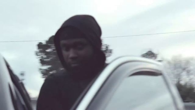 Strophic - The Gift (Music Video) смотреть онлайн