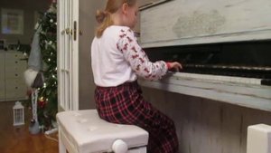 Д.С.Бортнянский. Соната до мажор. Исполняет Орлова Маша, 3 класс