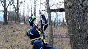 техника подъёма и спуска по верёвке с помощью зажимов