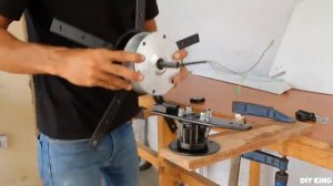 Ветрогенератор из бесщеточного мотор-концентратора с постоянными магнитами от старого ховерборда.