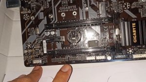 Gigabyte B450M DS3H + AMD RYZEN 5 5600G 3.9Ghz