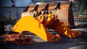 Ремонт стрелы, ковша, коромысел и тяг фронтального погрузчика CAT 980 H