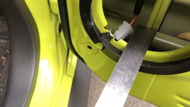 Suzuki Jimny 2019 Front Speaker Upgrade смотреть онлайн