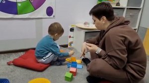 Индивидуальная коррекционная деятельность по вызыванию речи у неговорящего ребёнка 2 лет.