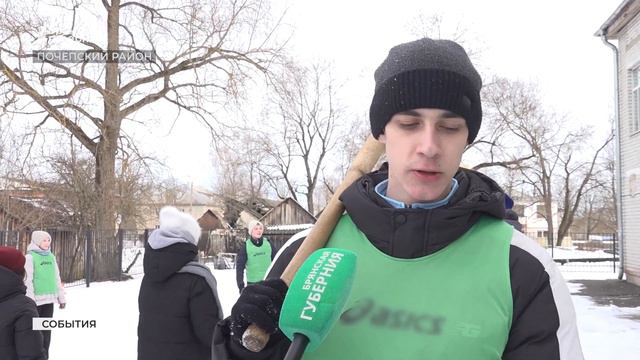 В Речицкой школе Почепского района ученики сыграли в лапту на лыжах смотреть онлайн