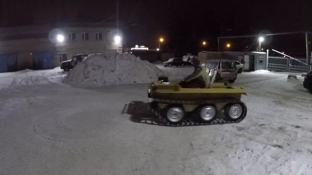 Установили "Ленивец" и натяжитель на гусеничный вездеход. Первый выезд. Вездеходы Техноволк. смотреть онлайн
