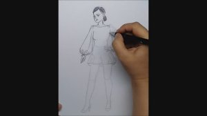 Девушка в полный рост \\ Скетч // Как нарисовать человека