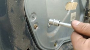 Снятие и установка дверной карты Seat Ibiza 2.0 2006