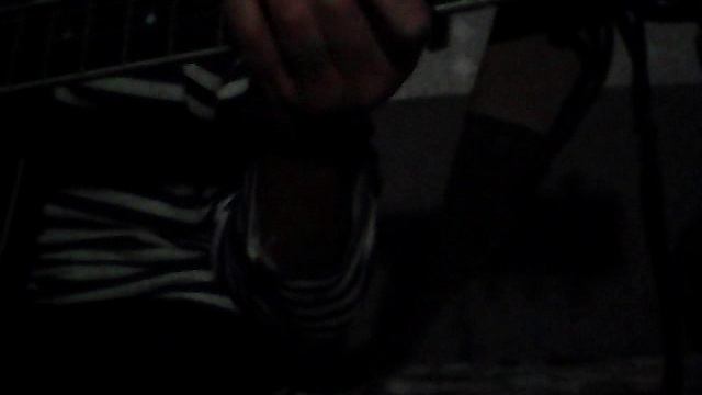 кавер на песню Олега Шаумарова--"Женщина воздух..."
в исполнении Серёги Никитина)
кавер на гитаре. смотреть онлайн