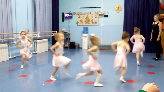 Открытый урок БАЛЕТ С 4 -х ЛЕТ Детская школа балета Упражнения для детей Детские танцы