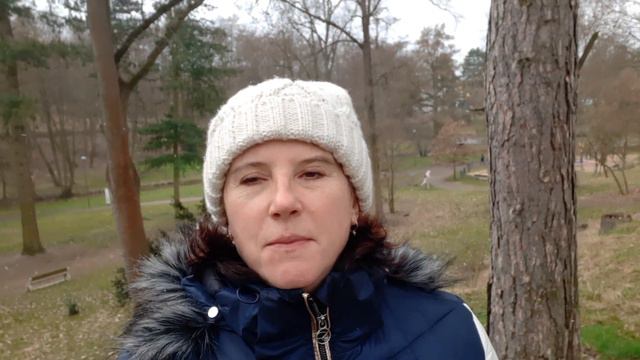 У меня был ком в горле от страха.Теперь я смело могу заявить о себе.