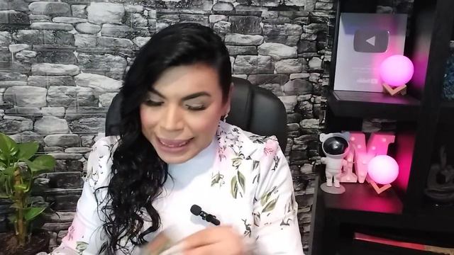 Géminis Amor nuevo, persona de interés, mi amigo será mi novio (A)