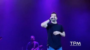 Reza Bahram - Gole Eshgh - Live in Concert (رضا بهرام - اجرای زنده آهنگ گل عشق در کنسرت)