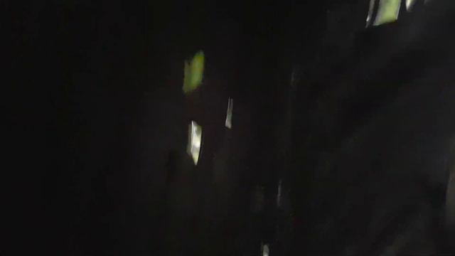 Белый человек в очень обалденном убежище смотреть онлайн