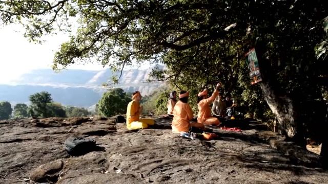 Семинар натхов в Индии: погружение в традиционную практику смотреть онлайн