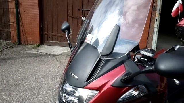 Honda Deauville NT 700 смотреть онлайн