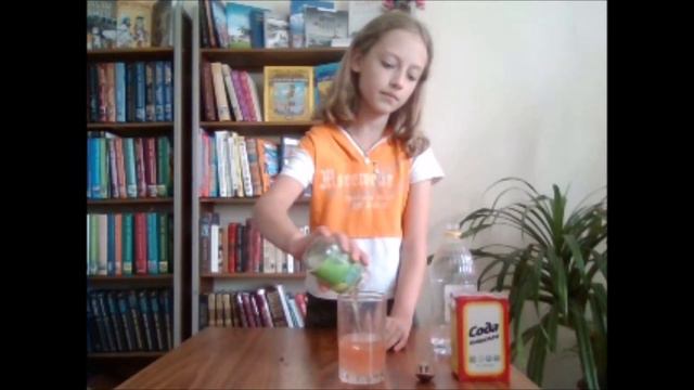 Варя и физический опыт ( снято для библиотеки ИжКороленко) смотреть онлайн