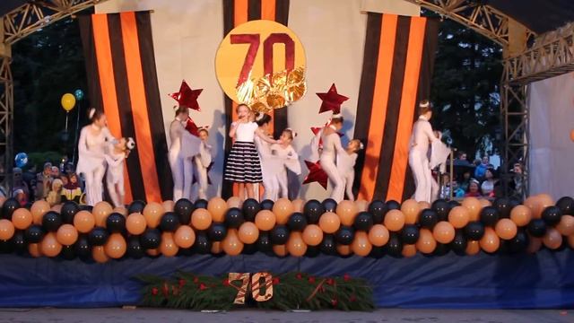 Студия современной хореографии "Танцующий город" 09.05.2015 смотреть онлайн