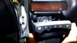 Mercedes w140 headlight switch and bulb replacement.