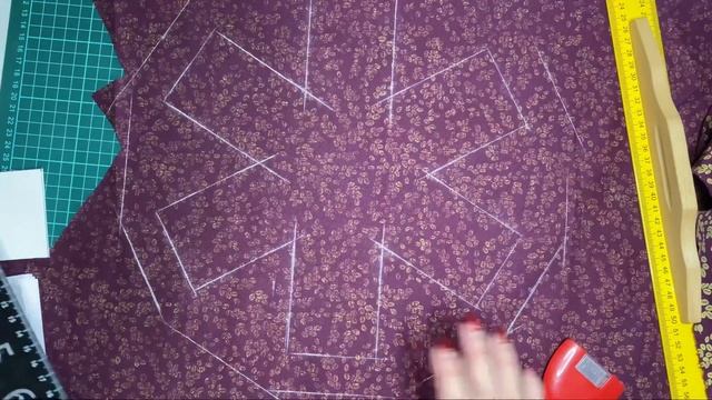 Коробка своими руками. Делаем чертёж и обтягиваем тканью. Урок 1-й. смотреть онлайн