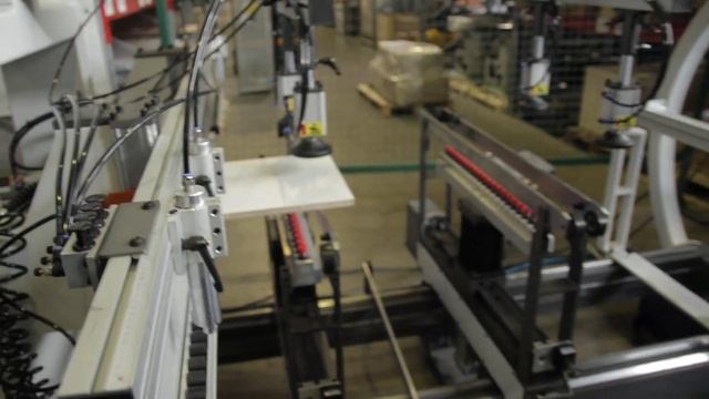 Демонстрация работы станка сверлильно-присадочного WoodTec Falcon 3 смотреть онлайн