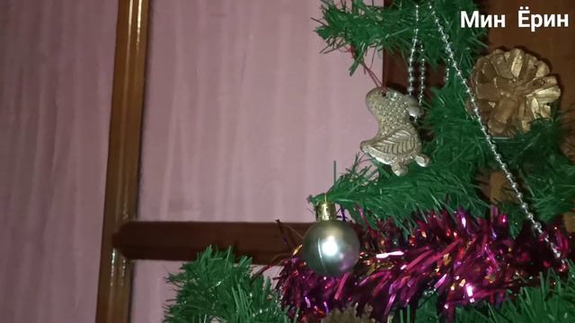 ‼️Ёлочные игрушки СССР времён / Искусственной ёлке почти 20 лет смотреть онлайн