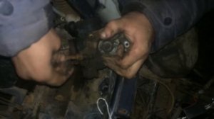 ?Снимаем со скутера карбюратор