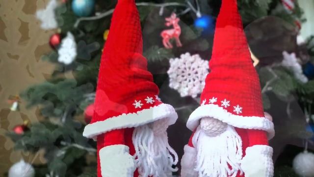 С Новым годом! Обнимаю каждого из вас! смотреть онлайн