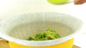 Салат из зелёных помидор по - корейски.