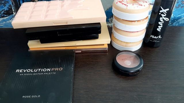 Косметичка месяца. апрель. 2 декада. Avon/Makeup Revolution/ Nyx/ китайская косметика смотреть онлайн