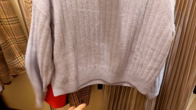 Shopping VLOG. Пробежка по магазинам Mango, H&M, ZARA, актуальные тренды и примерка ? смотреть онлайн