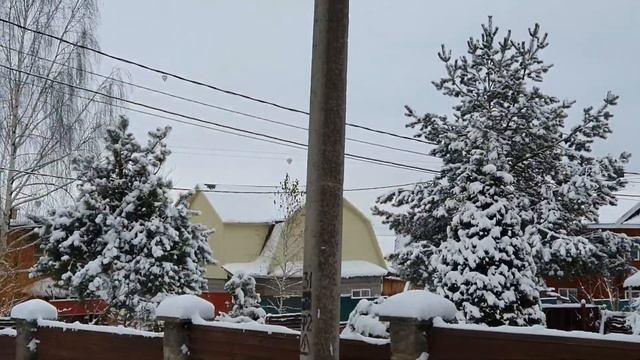 Воздушные шары в небе в сочельник 6-го января. смотреть онлайн