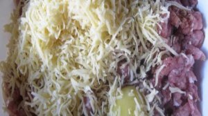 Котлеты из свинины с сыром в духовке