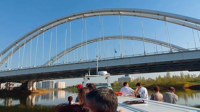 [4K] Exploring the Ishim River in Astana, Kazakhstan || Boating Tour Vlog смотреть онлайн