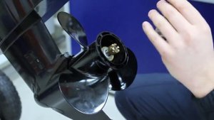 Замена винта на подвесном моторе Suzuki DT15A