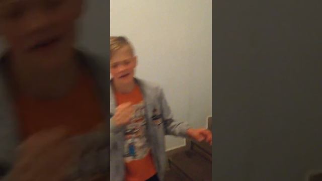 Коля Хомин репетирует D смотреть онлайн