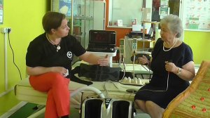 Массажер Деаксон помог при контрактурах суставов рук / "Витал райз" массажная кровать, тепловой мат