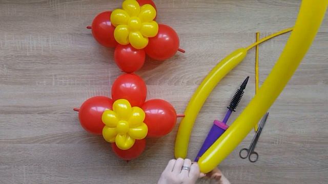 Цифра из воздушных шаров на 8 Марта/Number from balls on March 8 смотреть онлайн