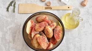 Голень индейки в рукаве с картошкой