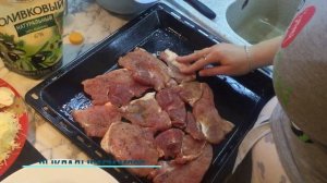 Мясо по французски с шампиньонами