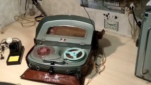 Репортер-3 профессиональный магнитофон. Что будет, если перевернуть катушки?))