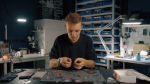 Из iPhone Xr в iPhone 13 Pro. Замена корпуса