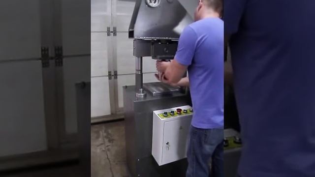 электрогидравлический пресс с усилием до 18 тонн смотреть онлайн